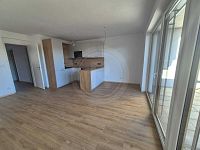 PRONÁJEM NOVÉHO BYTU 2+KK SE ZAHRADOU, ŠROUBÁRENSKÁ, ČB