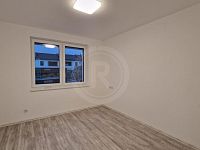 PRONÁJEM BYTU 2+KK SE ZAHRADOU, ŠROUBÁRENSKÁ, Č. BUDĚJOVICE - 20251222_154211.jpg