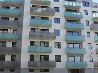 PRONÁJEM VNITŘNÍHO PARK. STÁNÍ, NA ZLATÉ STOCE, ČB - IMG_4849.JPG