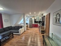 PRODEJ PROSTORNÉHO BYTU 3+KK, KAMARYTOVA, Č. BUDĚJOVICE