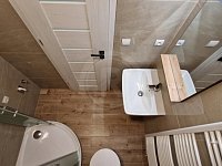 PRONÁJEM MODERNÍHO BYTU 2+KK, LIPENSKÁ, ČESKÉ BUDĚJOVICE - 20240603_162047.jpg