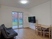 PRONÁJEM ZAŘÍZENÉHO BYTU 2+KK, PLATANOVÁ, ČESKÉ BUDĚJOVICE - 20260209_102526.jpg