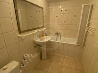 PRONÁJEM BYTU 3+1 S BALKONEM, STAROMĚSTSKÁ, Č. BUDĚJOVICE - IMG-20211019-WA0029.jpg