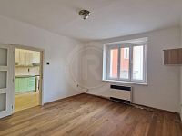 PRONÁJEM BYTU 1+1 S KOMOROU, KLARICOVA, ČESKÉ BUDĚJOVICE - 20230727_134957.jpg