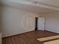 PRONÁJEM BYTU 1+1 S BALKONEM, U TROJICE, ČESKÉ BUDĚJOVICE - 20251106_131042.jpg