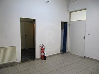 PRONÁJEM OBCHODNÍHO PROSTORU, LANNOVA TŘ., ČB - IMG_8833 x.jpg