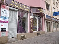 PRONÁJEM OBCHODNÍHO PROSTORU, LANNOVA TŘ., ČB - IMG_8851 x.jpg