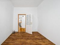 PRODEJ VELKÉHO BYTU 4+1, J. PLACHTY, ČESKÉ BUDĚJOVICE - 25-04-17 České Budějovice Byt Foto_06.jpg