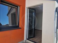 PRONÁJEM BYTU Č. 13, 2+KK, RIEGROVA, ČESKÉ BUDĚJOVICE - 20260518_100041.jpg