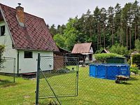 PRODEJ ZDĚNÉ CHATY S PERGOLOU, TRHOVÉ SVINY - 20260604_132004.jpg