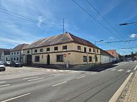 PRODEJ OBCHODNÍHO PROSTORU, NÁM. BRATŘÍ ČAPKŮ, ROŽNOV, ČB