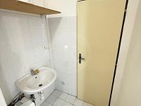 PRONÁJEM NEBYTOVÝCH PROSTOR, LANNOVA TŘ., ČESKÉ BUDĚJOVICE - WhatsApp Image 2026-06-25 at 09.01.28 (15).jpeg