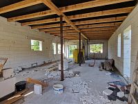 PRODEJ STAVEBNÍHO POZEMKU S ROZESTAVĚNÝM RD, DOBŘÍŠ - 20260617_092031.jpg