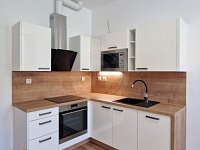 PRONÁJEM MODERNÍHO BYTU 2+KK, LIPENSKÁ, ČESKÉ BUDĚJOVICE - 20240502_131837.jpg