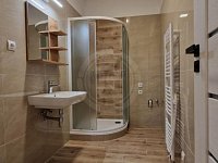PRONÁJEM MODERNÍHO BYTU 2+KK, LIPENSKÁ, ČESKÉ BUDĚJOVICE - 20240502_131952.jpg