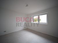 Prodej rodinného domu 5kk s terasou a zahradou v Roudném u Českých Budějovic - DSC_1343.jpg