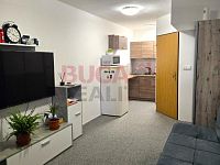 Prodej bytu - ateliéru - nebytový prostor - 20251119_155020 úprava.jpg