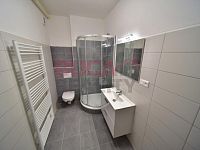 Pronájem bytu 1kk ve Veselí nad Lužnicí na náměstí po kompletní rekonstrukci - DSC_8601.jpg