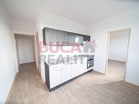 Klidný a moderně zrekonstruovaný byt 3+1 k pronájmu v Dráchově