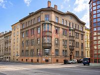 Prostorný byt 3+1, 93 m² + vlastní sklep 12 m² – centrum Českých Budějovic