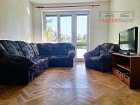 Prodej bytu v OV 2+1 s lodžií, šatnou a sklepem ul. Jakuba Obrovského Brno-Bystrc - obyvák.JPG