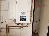 Městský dům v centru Jihlavy, 3NP, půda, sklep, komerce i bydlení, volné prostory - 20251002_121356.jpg