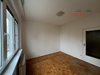 Prodej bytu v OV 2+1, vel. 58 m2 s balkonem a sklepem ul. Hlavní, Otrokovice - Kvítkovice - IMG_0359.jpg