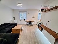 Pronájem zrekonstruovaného zařízeného bytu 2+kk se šatnou a sklepem Veverská Bítýška - 20251220_104448~2.jpg