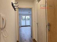 Nájem částečně zařízeného bytu 1+kk, vel. 28 m2 s terasou ul. Ondrova, Brno - IMG_0548.jpeg