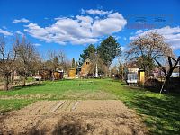 Pronájem oplocené zahrady s chatou, 941 m2, veškeré IS, udírna, k.ú. Bohunice - 20250409_155940.jpg