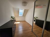 Nájem bytu 2kk 50 m2, část. vybavený, vč. spotřebičů, sklep 5 m2 - Pokoj, ložnice