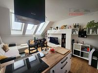 Nájem bytu 2kk 50 m2, perfektní stav, vybavený, vč. spotřebičů - Obýv. pokoj