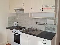 Pronájem útulného bytu 1+1 s lodžií a sklepem v Brně- Bystrci ul. Vondrákova - 2a.jpg
