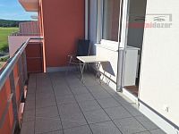 Nájem bytu 2+kk s balkonem (14,50) a sklepem (2,57 m2) v Brně-Žebětíně na ul. Chvalovka, novostavba - balkon 3.jpg