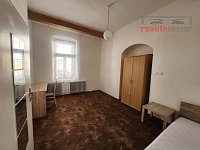 Nájem bytu  2+1, Brno - Husovice, cihla, 64 m2, ul. Nováčkova - pouze pro studenty, 3 osoby - Pokoj 1 - pro 1 osobu