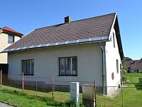 Samostatně stojící RD ve Velké Losenici - Fotka 3