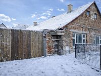 Prodej domu s uzavřeným dvorem u Pacova