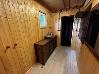 Novostavba chaty na polosamotě u Pelhřimova - Fotka 13