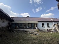 Nemovitost s uzavřeným dvorem v obci Metánov - Fotka 22