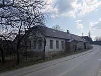 Nemovitost s uzavřeným dvorem v obci Metánov - Fotka 26