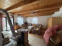 Nemovitost s uzavřeným dvorem v obci Metánov - Fotka 6