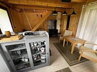 Novostavba chaty na polosamotě u Pelhřiimova - Fotka 5