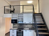 Pronájem bytu 2+kk 39 m²  Kubánské náměstí, Praha - Vršovice - 1 (3).JPG