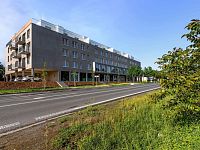 Ihned k dispozici Komerční prostor v novostavbě na Praze 9. - 20250523_zelene_kaskady_006.jpeg