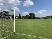 Ihned k nastěhování. Investiční 2+kk u Prahy 6. - Byty Tuchoměřice. Fotbal.jpg