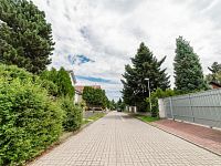 K nastěhování - Vybavený rodinný byt 5+kk s prostornou terasou v novostavbě Zelené kaskády. - Novostavba Zelené kaskády Praha 9  Pasecká.jpg