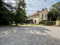 K nastěhování - Rodinný byt 4+kk s prostornou terasou v novostavbě Zelené kaskády. - Novostavba Zelené kaskády Praha 9  Mlýn.jpg