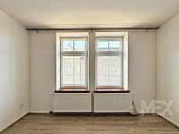 Prodej zrekonstruovaného bytu v Trutnově, v ulici Voletinská. - IMG_9110.jpeg