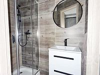 Prodej zrekonstruovaného bytu v Trutnově, v ulici Voletinská. - IMG_9122.jpeg