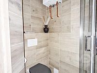 Prodej zrekonstruovaného bytu v Trutnově, v ulici Voletinská. - IMG_9125.jpeg